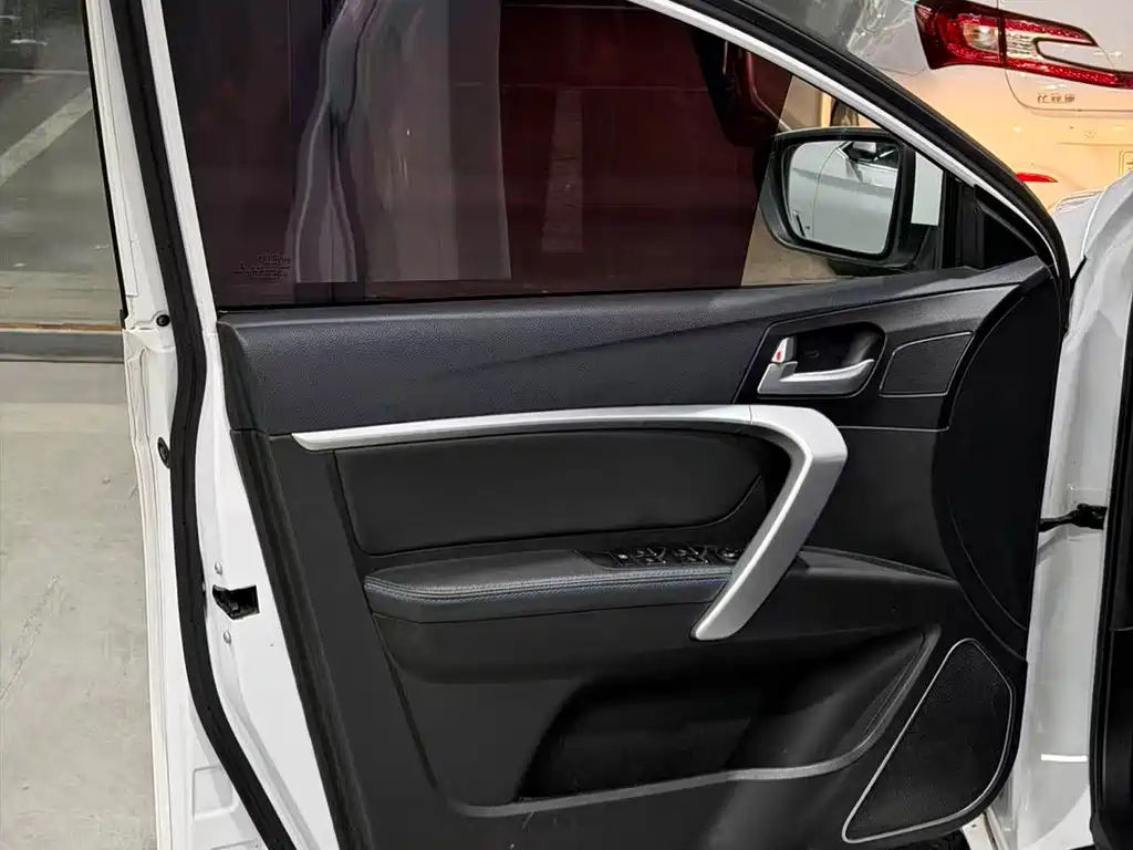 Geely New Energy — миниатюра 5