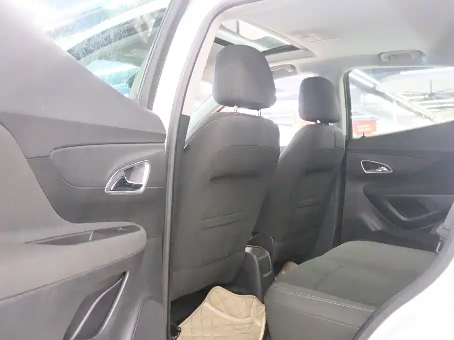 Buick Encore — миниатюра 12
