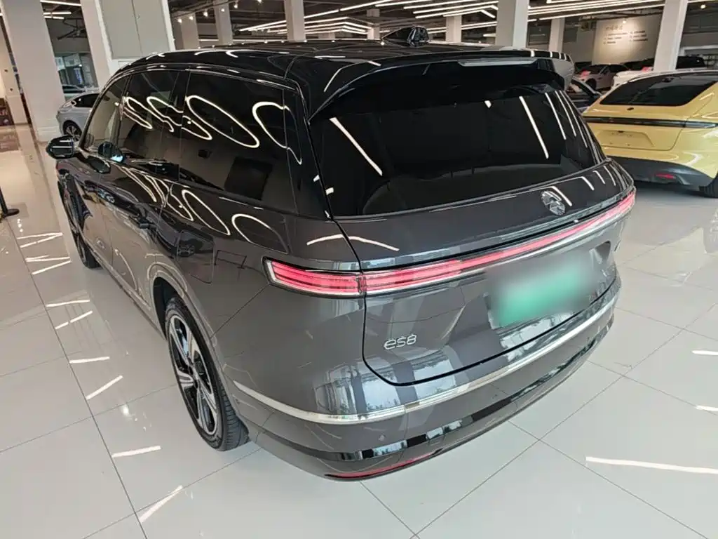 NIO ES8 — миниатюра 5