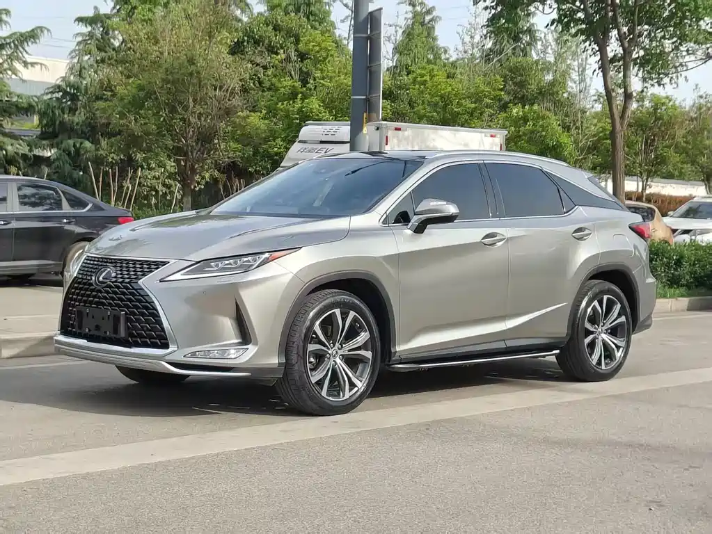 Lexus RX 2021