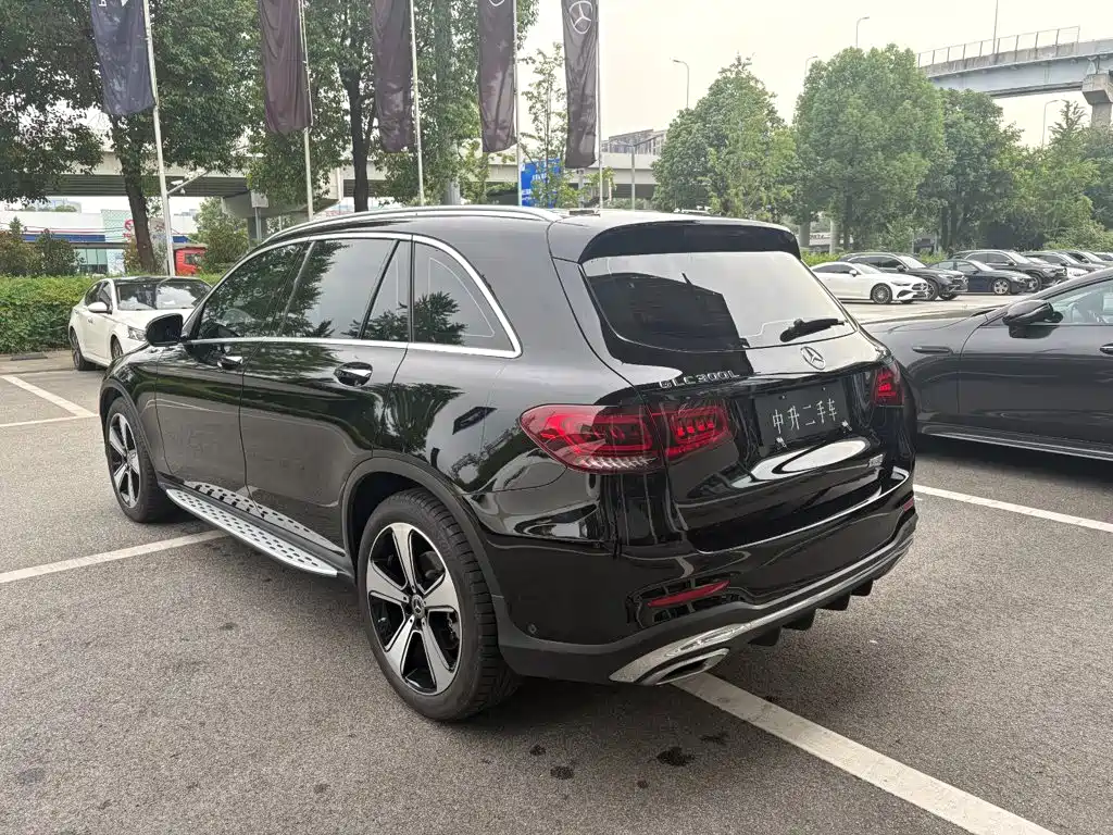 Mercedes-Benz GLC — миниатюра 5