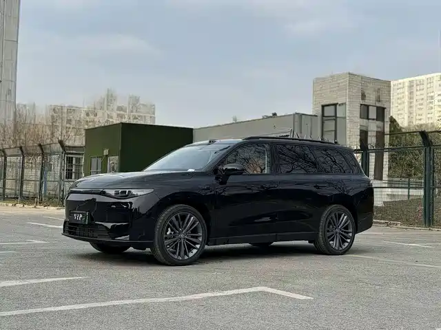 2025 Leapmotor C16