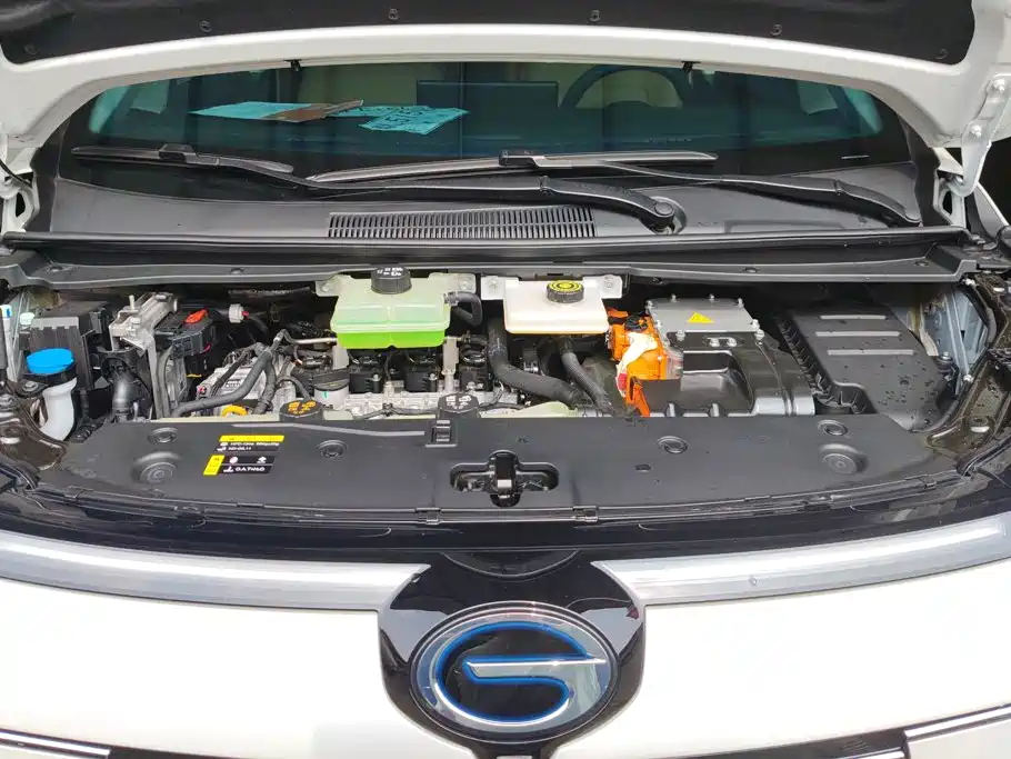 GAC Motor 传祺E8 PHEV — миниатюра 10