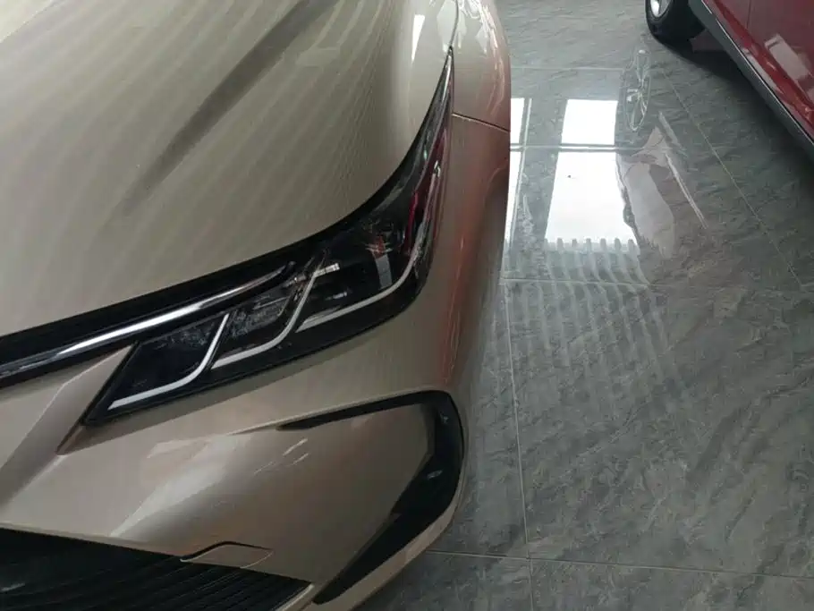 Toyota Corolla — миниатюра 5