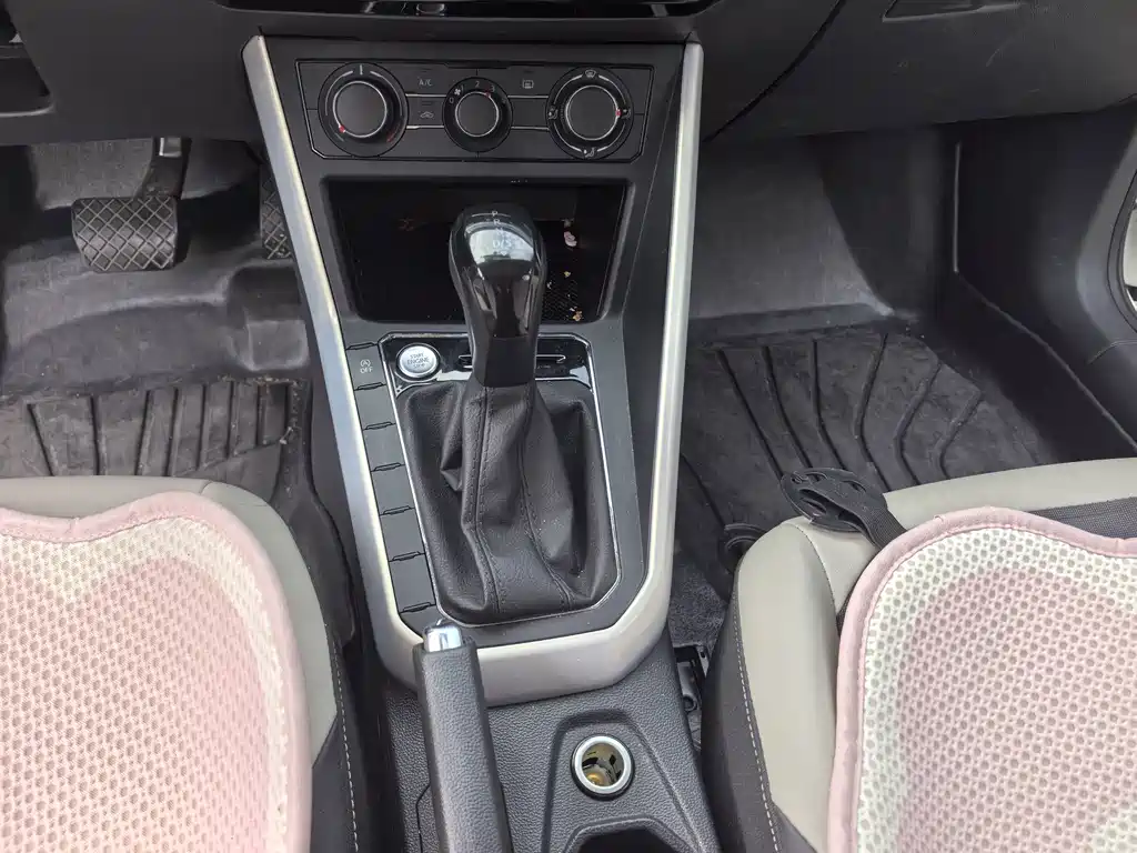 Volkswagen Polo — миниатюра 10