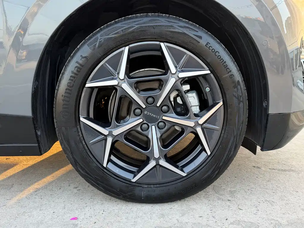Lynk & Co Z20 — миниатюра 18