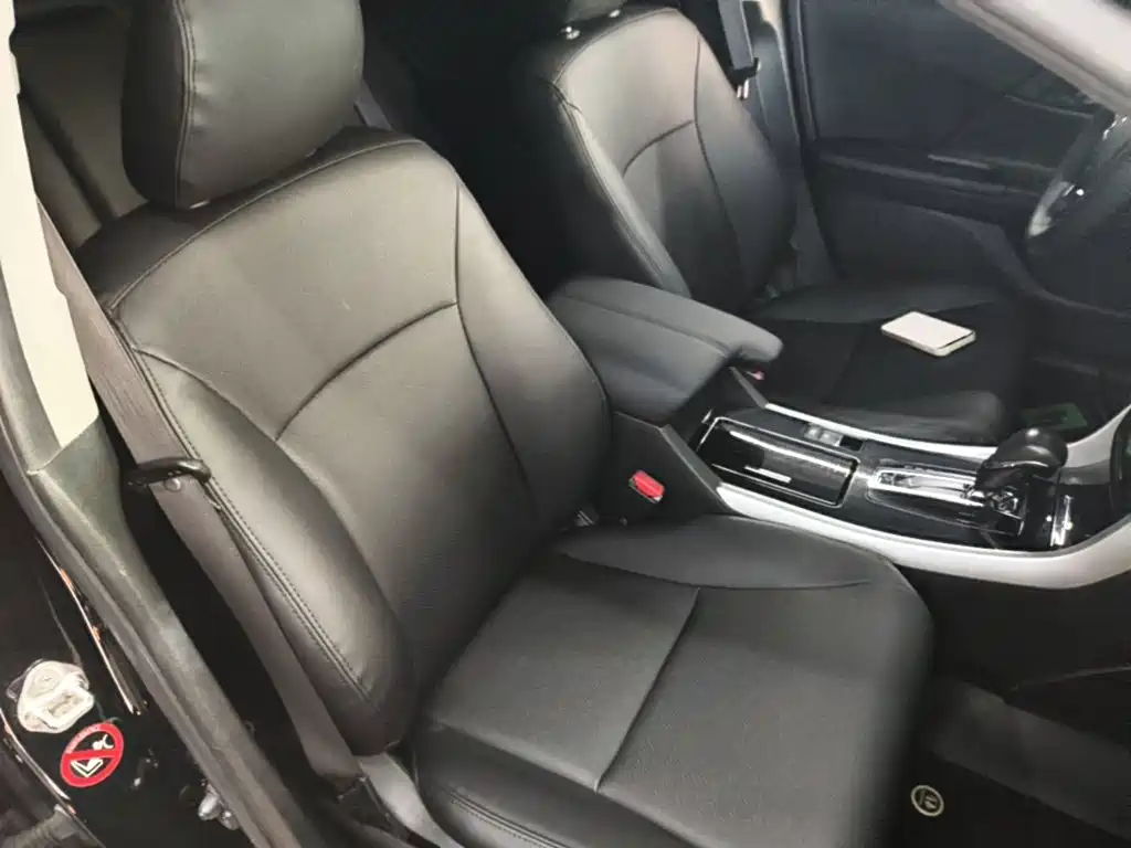 Honda Accord — миниатюра 25