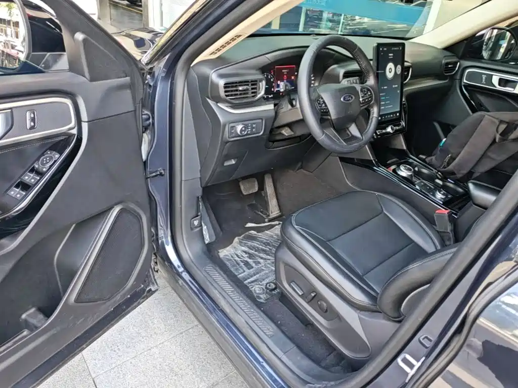 Ford Explorer — миниатюра 16