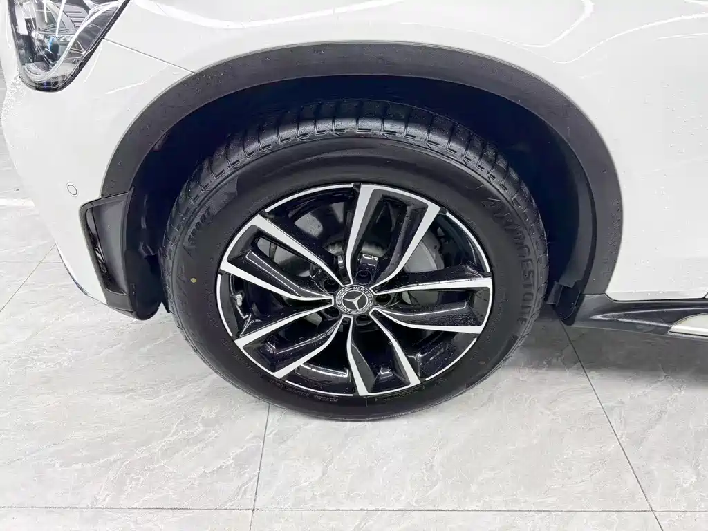 Mercedes-Benz GLC — миниатюра 23