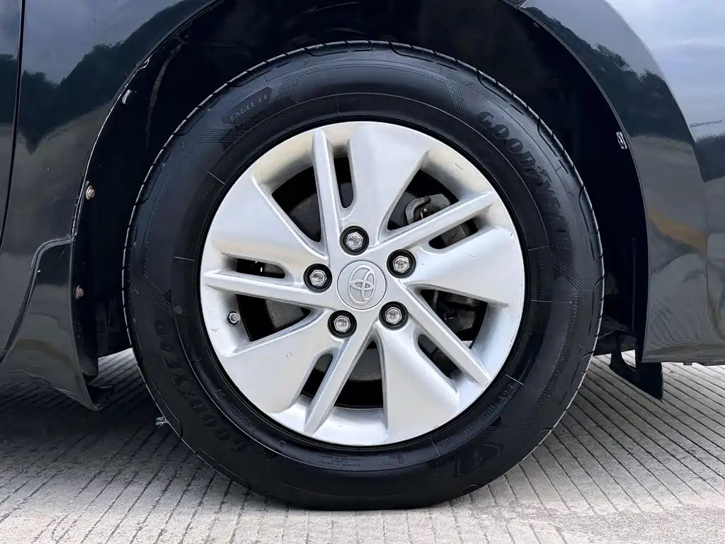 Toyota Corolla — миниатюра 16