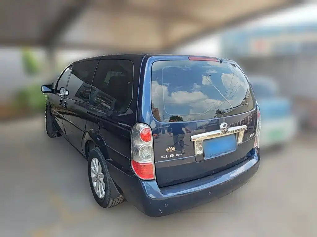 Buick GL8 — миниатюра 4