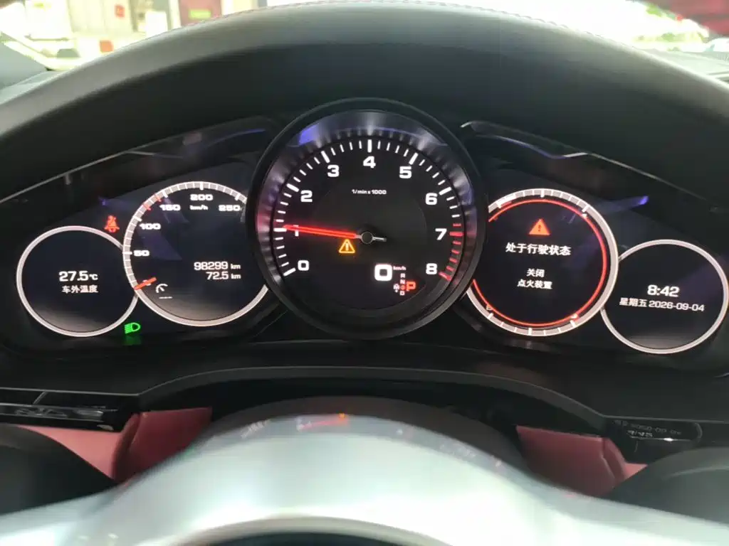 Porsche Cayenne — миниатюра 12
