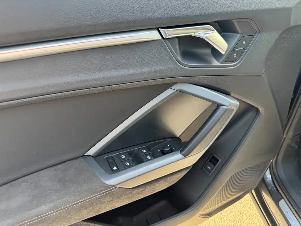 Audi Q3 Sportback — миниатюра 11