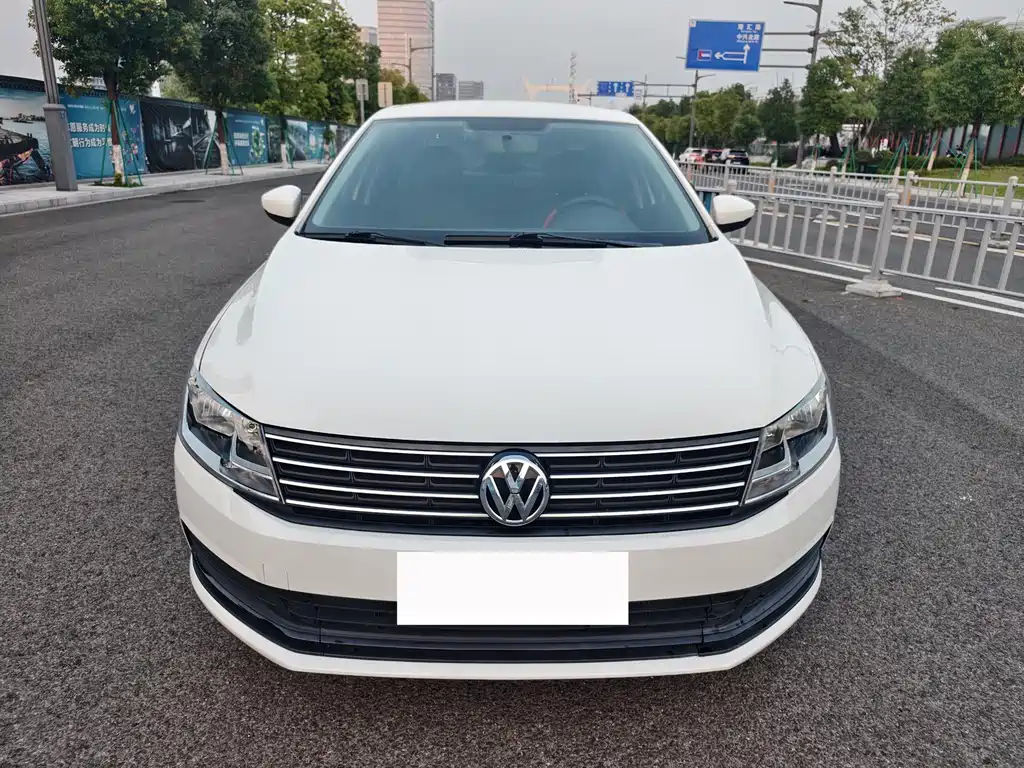 Volkswagen Lavida — миниатюра 2
