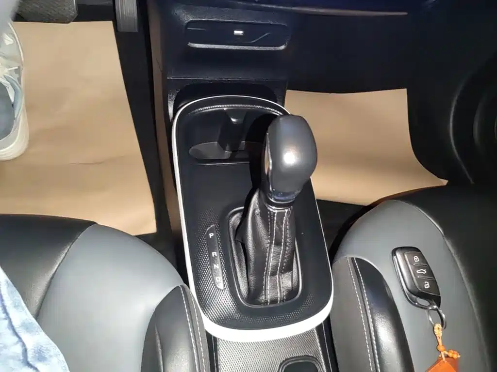 Roewe Clever — миниатюра 14
