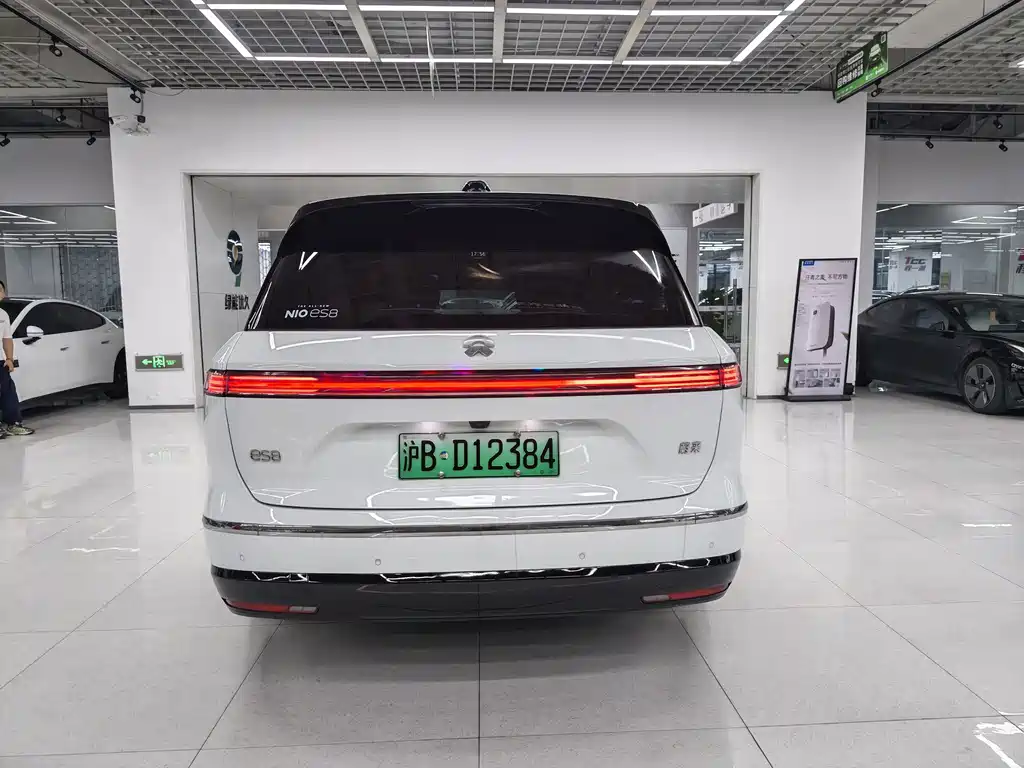 NIO ES8 — миниатюра 21
