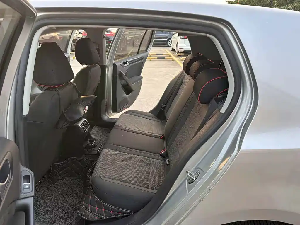 Volkswagen Golf — миниатюра 5