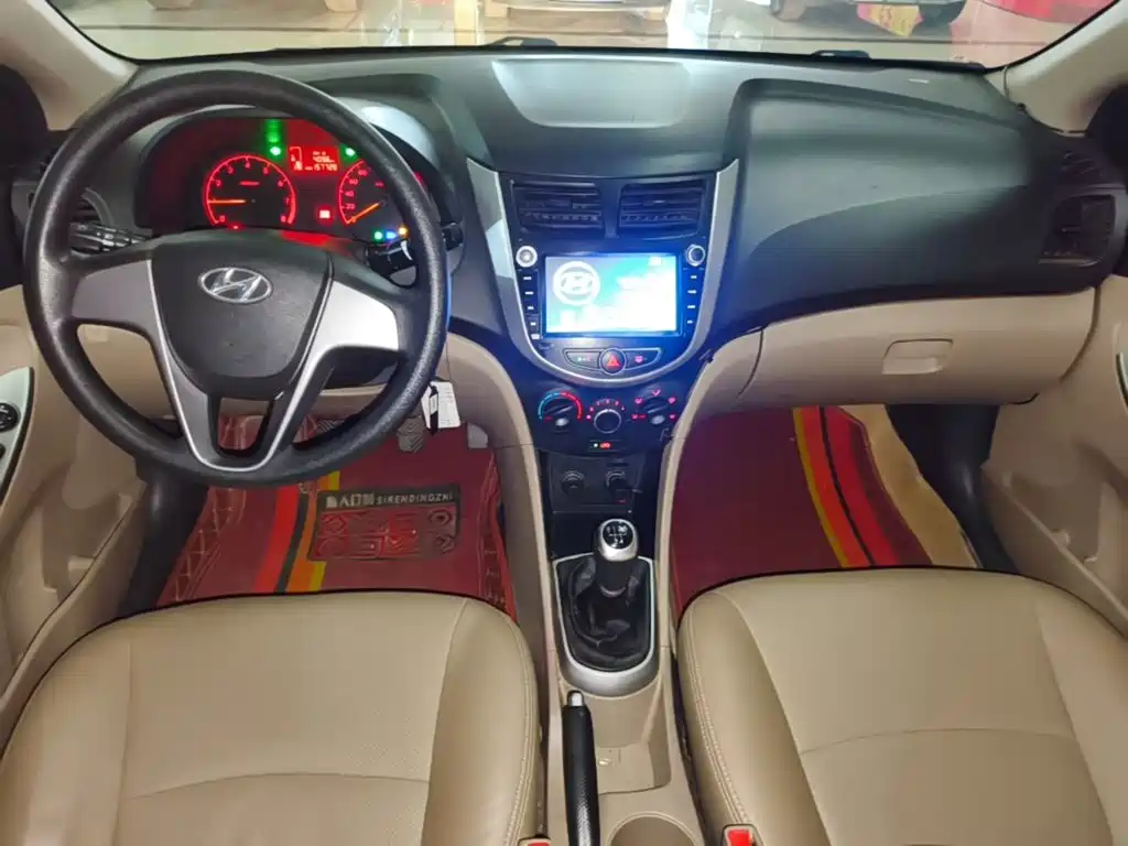 Hyundai Verna — миниатюра 10