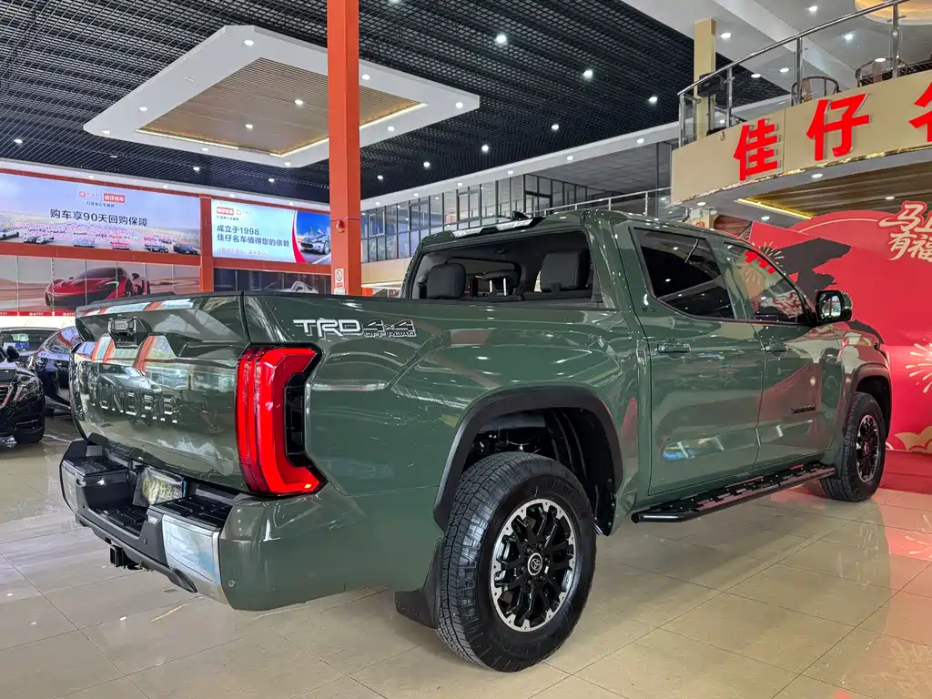 Toyota Tundra 2023 3.5T AT