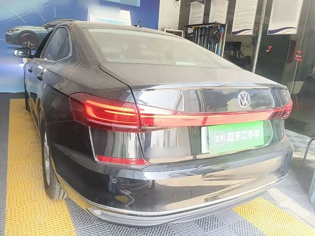 Volkswagen Passat — миниатюра 5