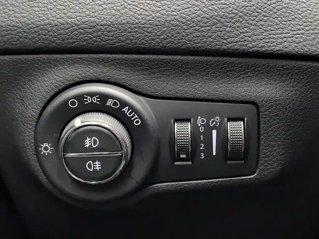 Jeep Compass — миниатюра 21