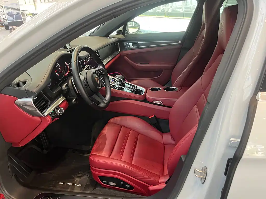 Porsche Panamera — миниатюра 6