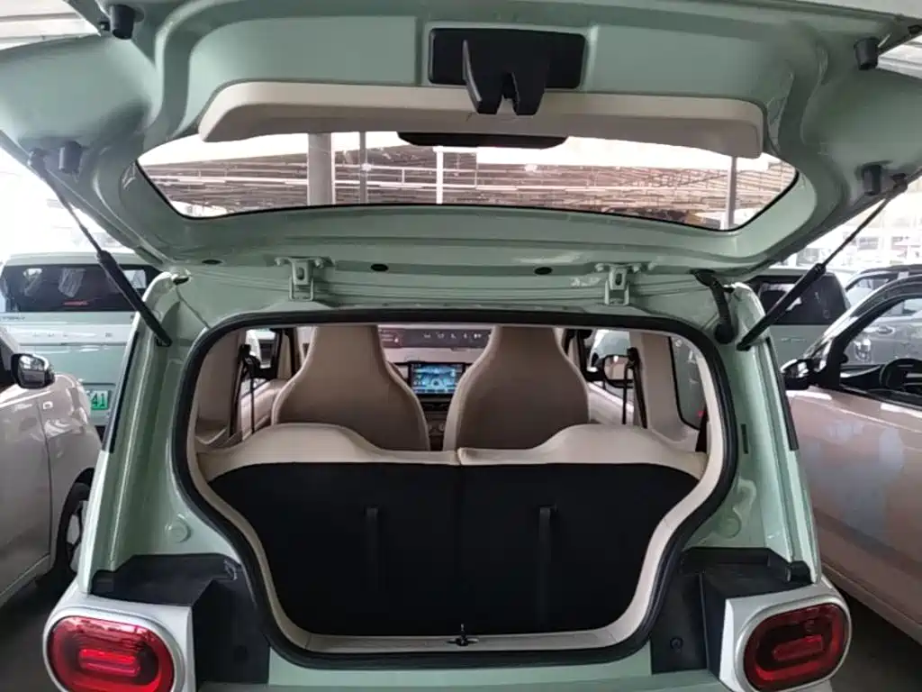 Wuling MINIEV — миниатюра 19