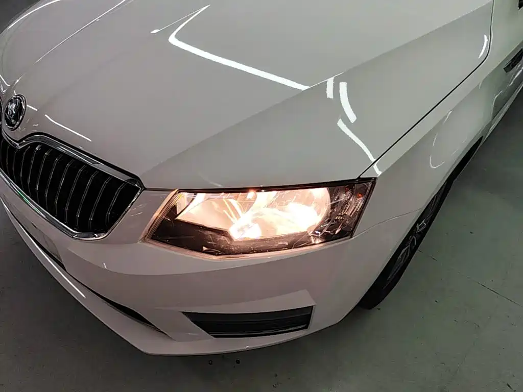 Skoda Octavia — миниатюра 24