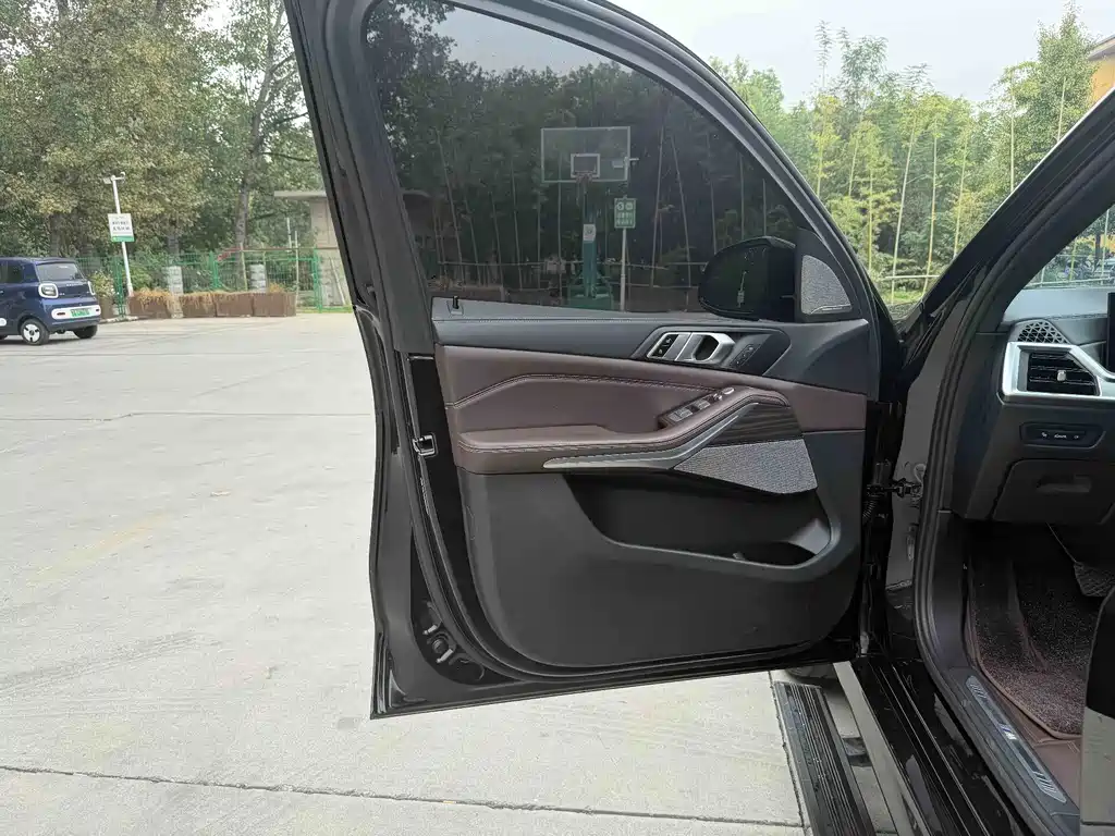BMW X5 — миниатюра 15