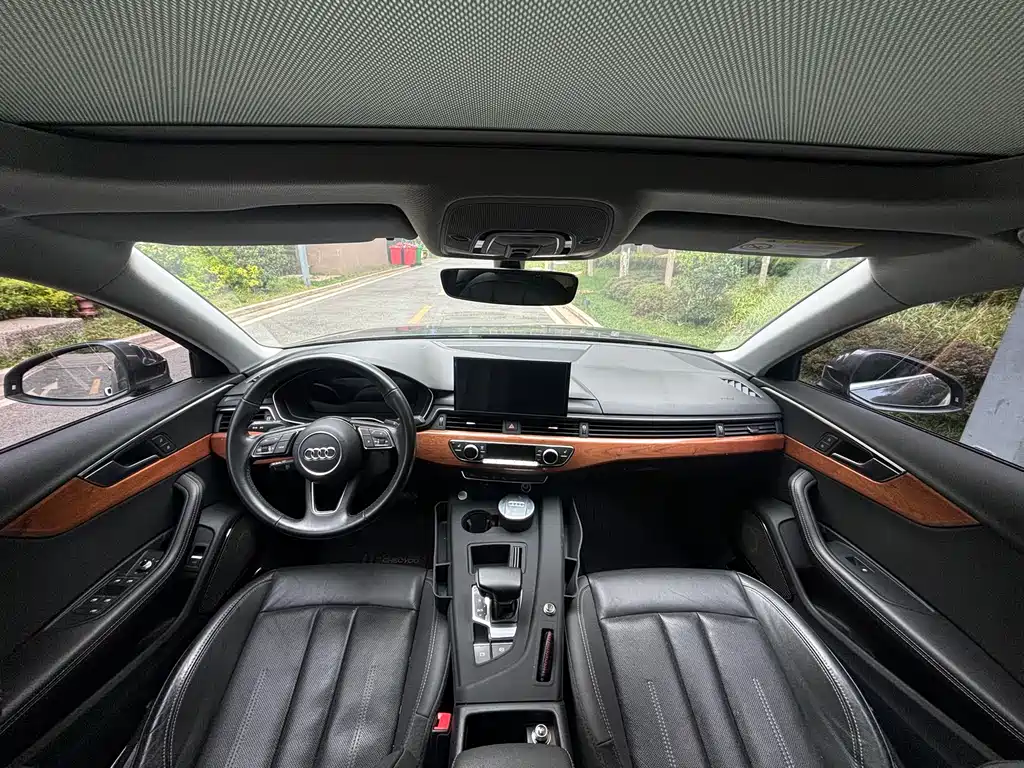 Audi A4L 2020 40 TFSI Luxury