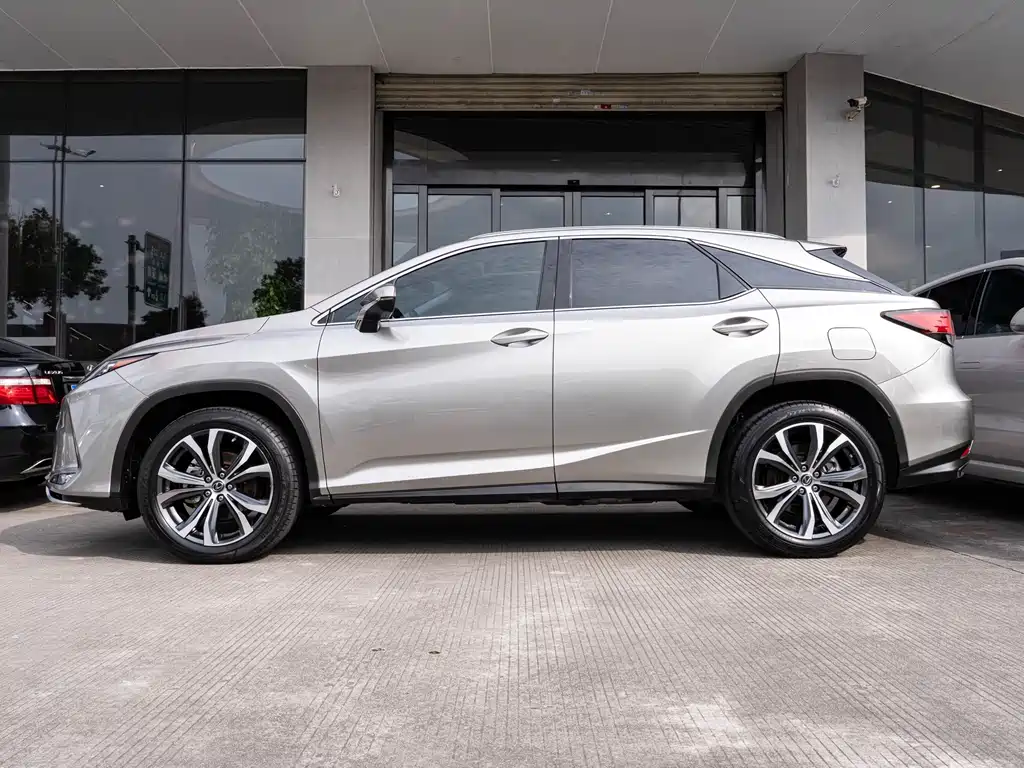 Lexus RX — миниатюра 4