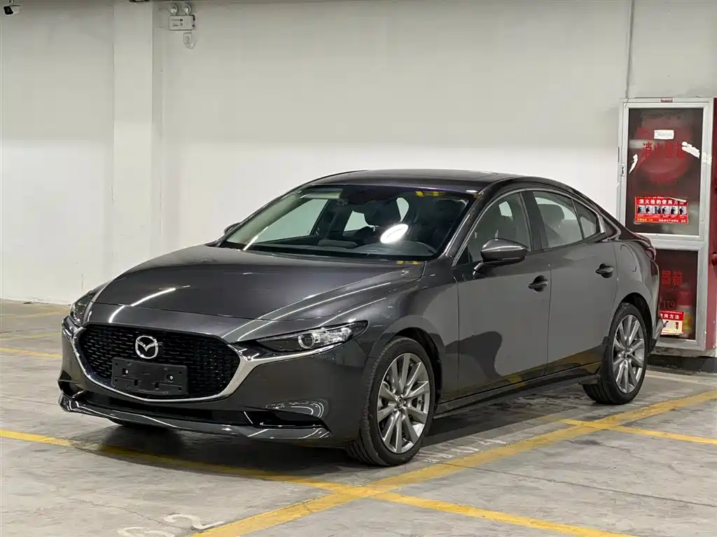 Mazda 3 Axela 2022