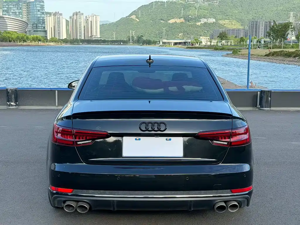 Audi S4 — миниатюра 8