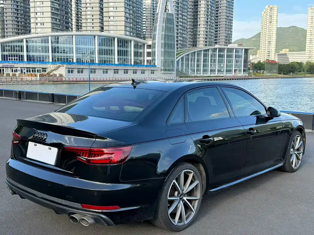 Audi S4 — миниатюра 7