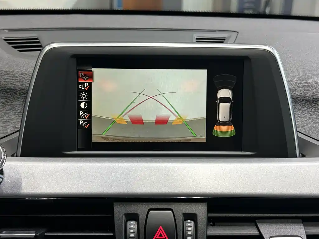 BMW X1 — миниатюра 9