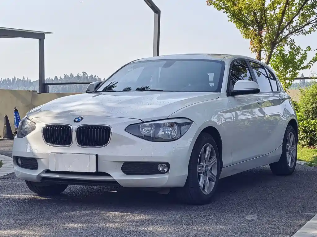 BMW 1 Series (Import) — миниатюра 9