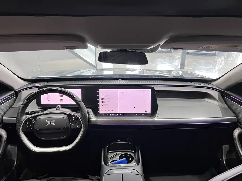 XPeng P7 — миниатюра 6