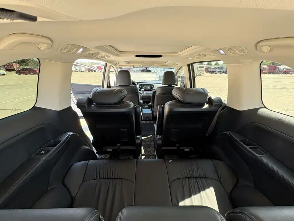 Honda Odyssey — миниатюра 12