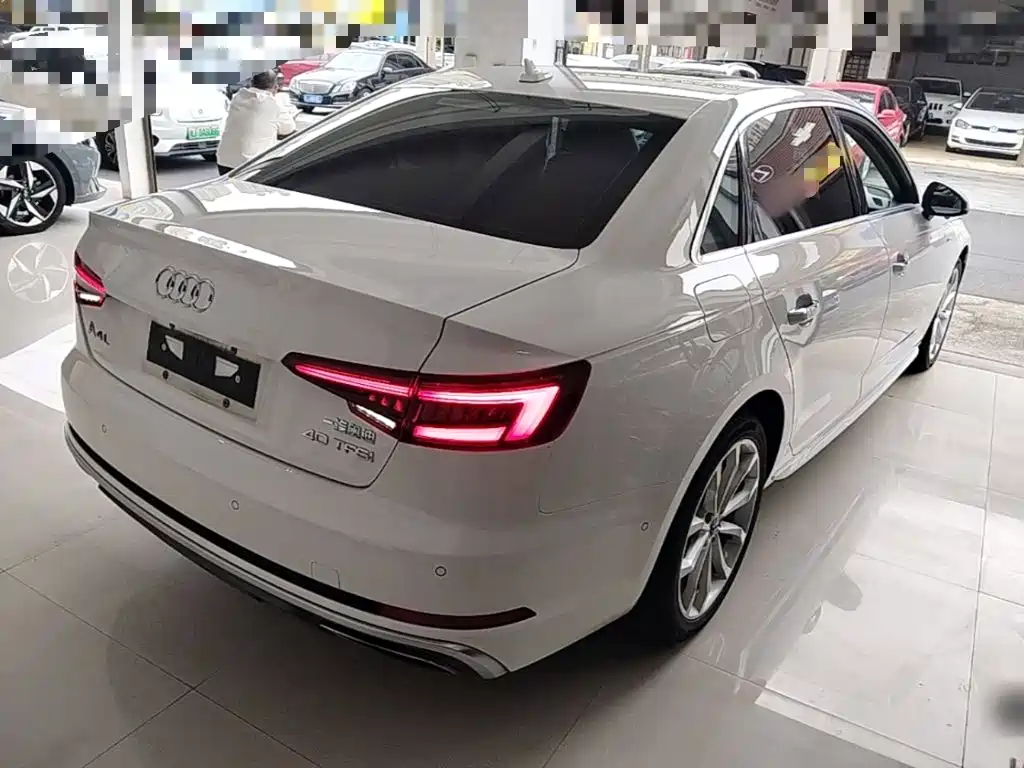 Audi A4L — миниатюра 7