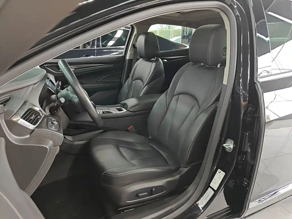 Buick LaCrosse — миниатюра 15