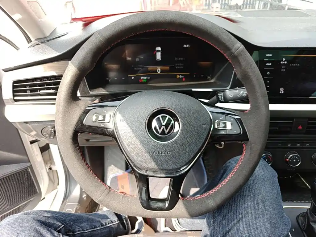 Volkswagen Lavida — миниатюра 11