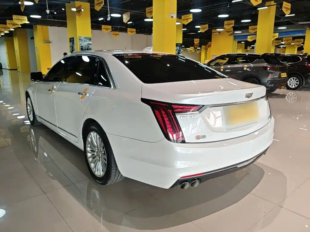 Cadillac CT6 — миниатюра 5