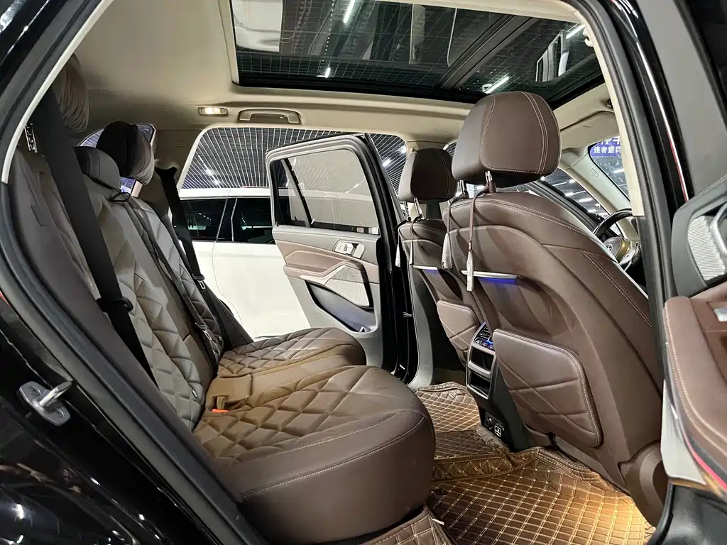 BMW X5 — миниатюра 12