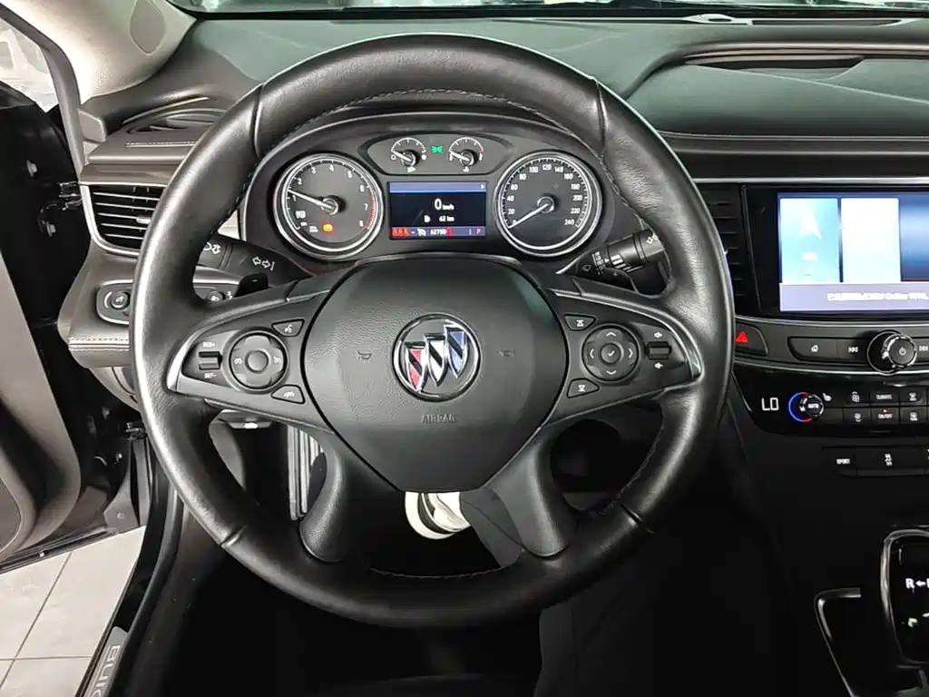 Buick LaCrosse — миниатюра 11