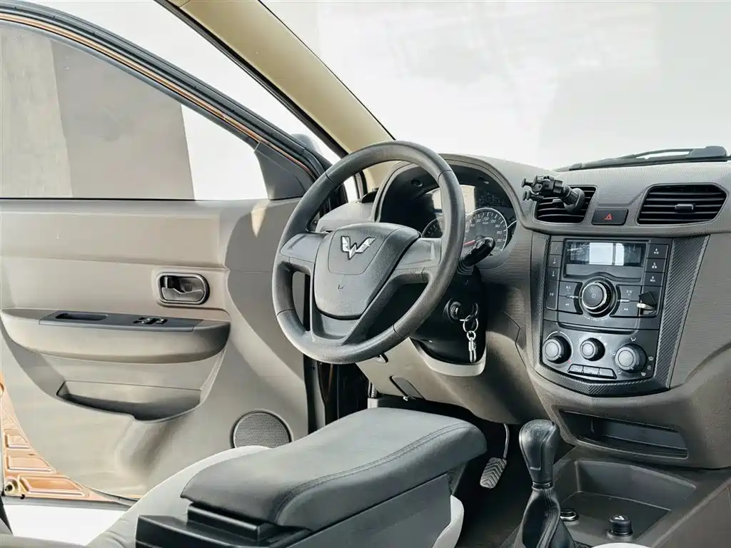 WULING WULING HONGGUANG