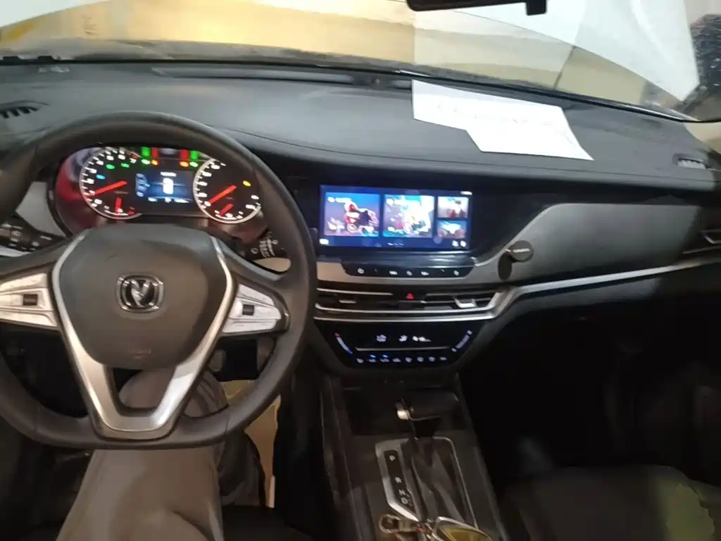 Changan CS35PLUS — миниатюра 10