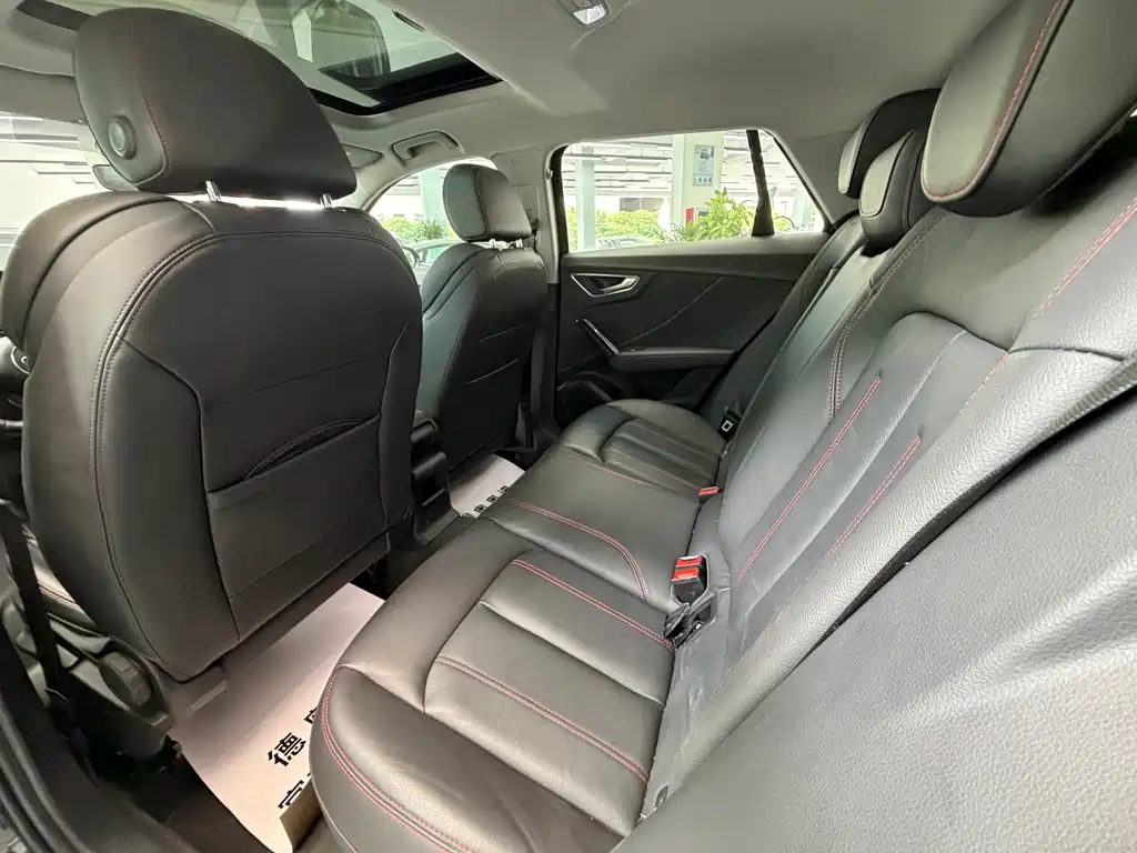 Audi Q2L 2024 35TFSI