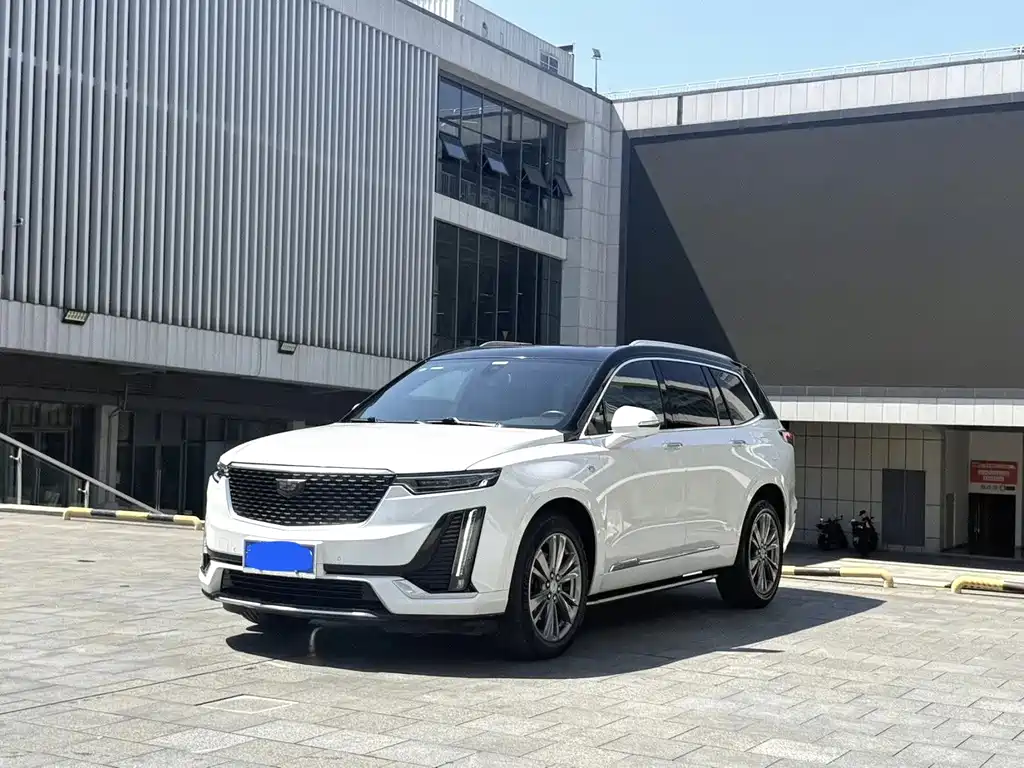Cadillac XT6