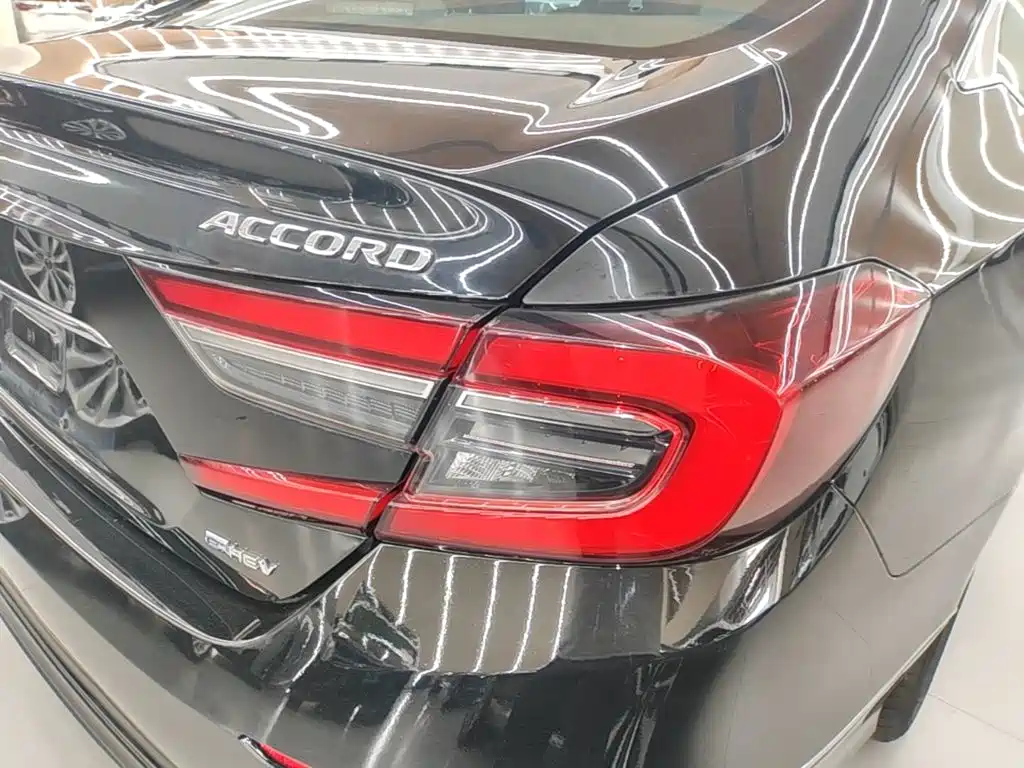 Honda Accord — миниатюра 8
