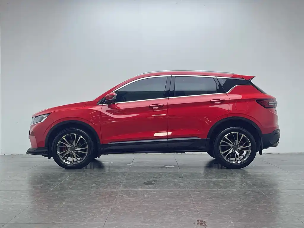 Geely Binyue — миниатюра 6